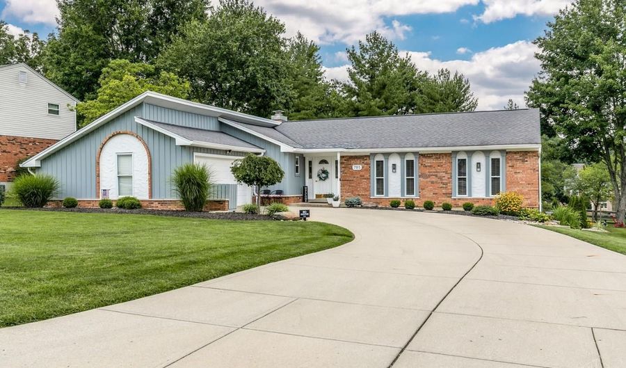 785 Elderwood Dr, Anderson Twp., OH 45255 - 4 Beds, 3 Bath