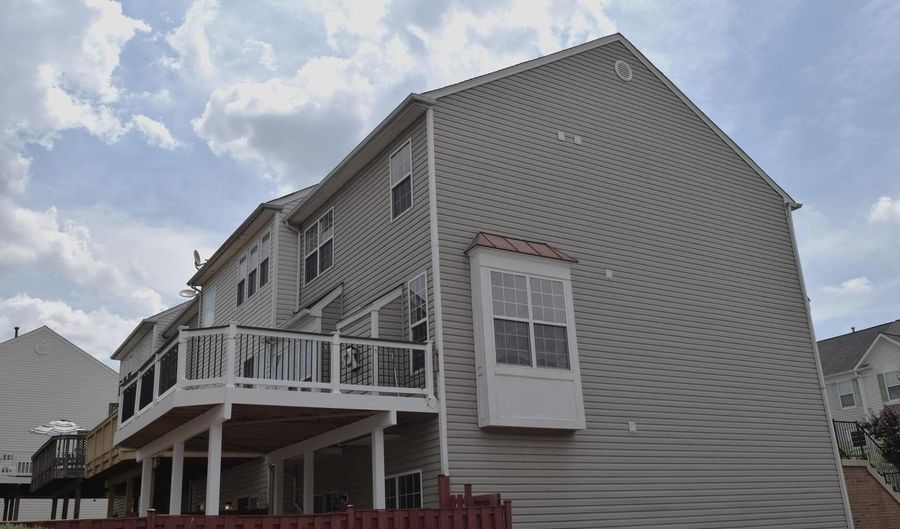 43768 VIRGINIA MANOR Ter, Ashburn, VA 20148 - 3 Beds, 4 Bath