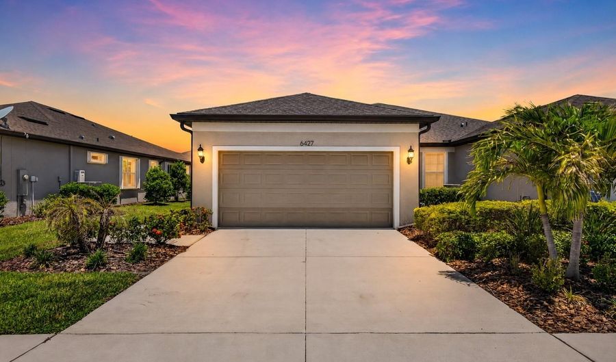 6427 MOORING LINE Cir, Apollo Beach, FL 33572 - 2 Beds, 2 Bath