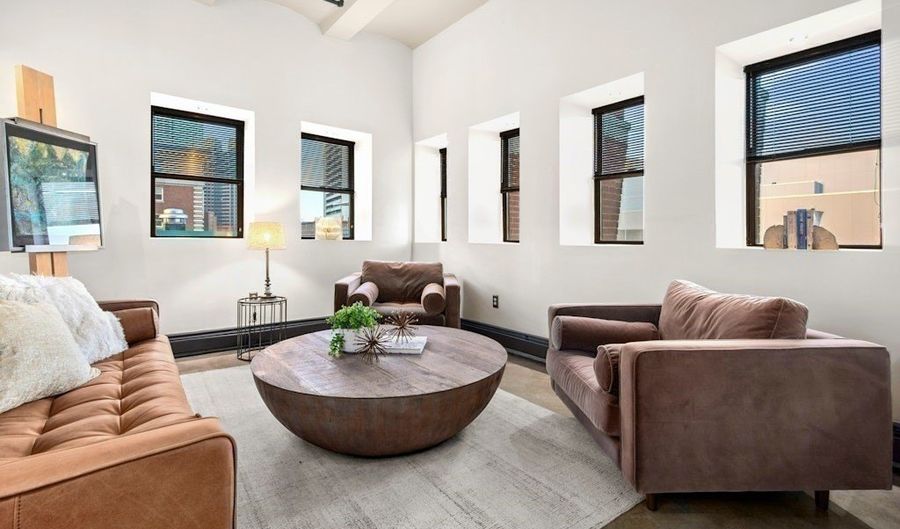 717 Atlantic Ave 8B, Boston, MA 02111 - 2 Beds, 1 Bath