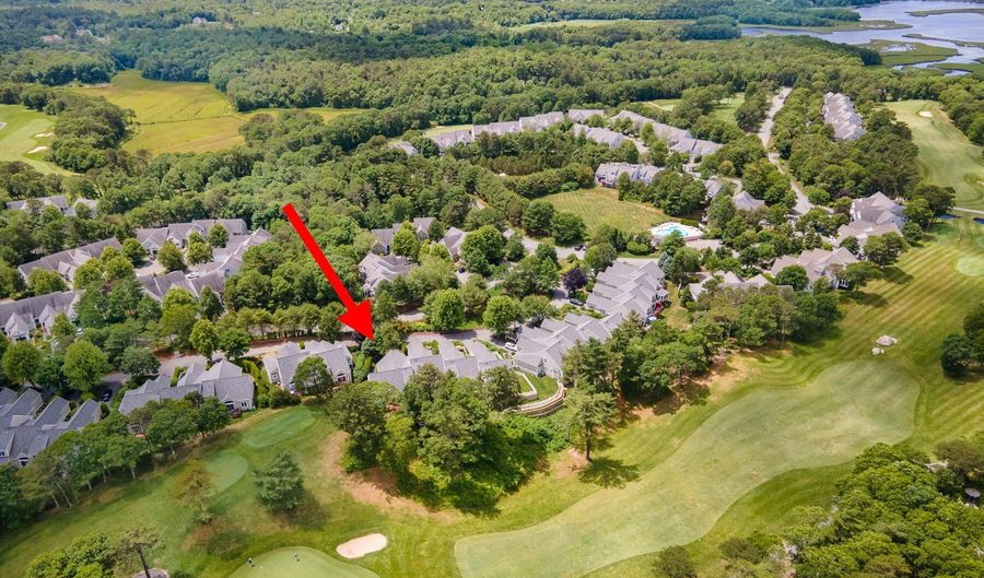 12 Sea Knoll Ct 12, Bourne, MA 02532 - 2 Beds, 3 Bath
