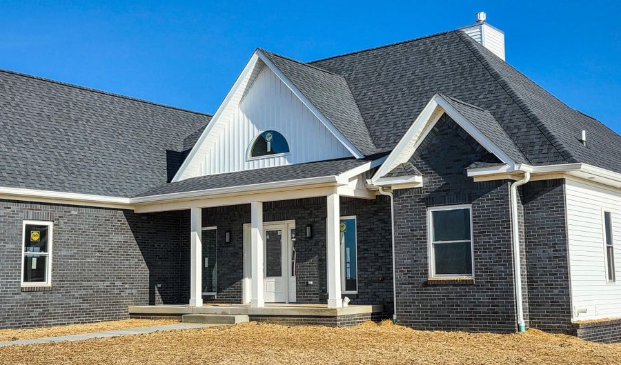 8247 E State Road 54, Bloomfield, IN 47424 - 3 Beds, 4 Bath