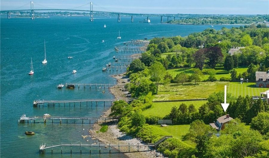 376 E Shore Rd, Jamestown, RI 02835 - 4 Beds, 3 Bath