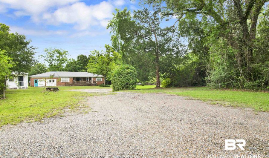 17714 Horseneck Rd, Bay Minette, AL 36507 - 3 Beds, 3 Bath