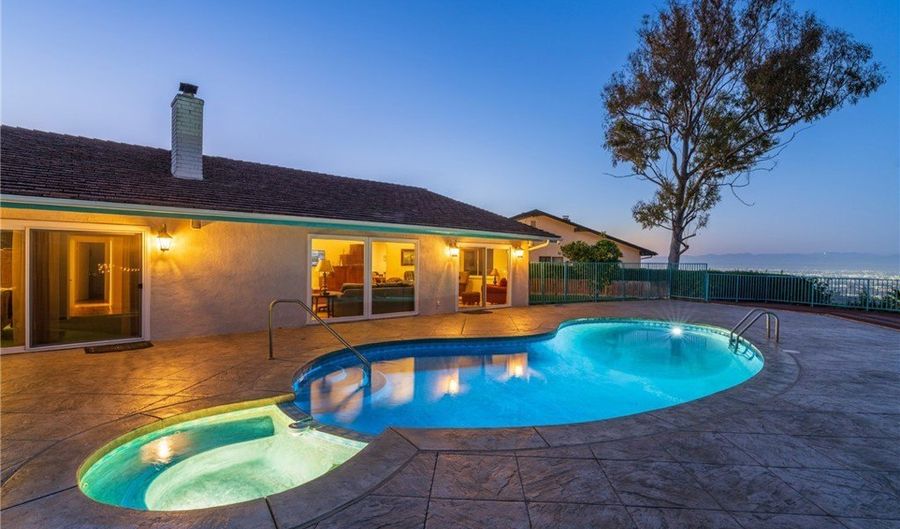 27138 Diamondhead Ln, Rancho Palos Verdes, CA 90275 - 3 Beds, 2 Bath