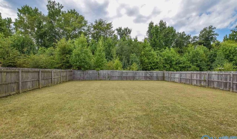 15395 Mill Valley Dr, Athens, AL 35613 - 3 Beds, 2 Bath