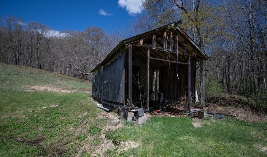 1240 Canada Hollow Rd, Andes, NY 13731 - 3 Beds, 1 Bath