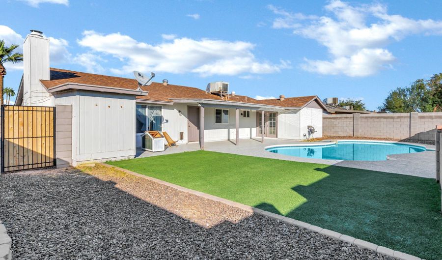 1605 W MARIPOSA Dr, Chandler, AZ 85224 - 4 Beds, 2 Bath