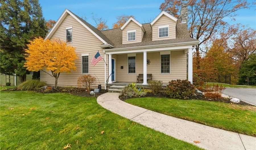 71 Norton Ave, Cranston, RI 02920 - 3 Beds, 2 Bath