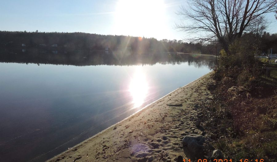 124 Lakefront Ln 21 &22, Barton, VT 05822 - 3 Beds, 2 Bath