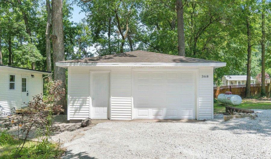 368 N Oakwood Dr, Albion, IN 46701 - 2 Beds, 1 Bath