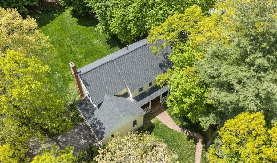 37 Concord Rd, Acton, MA 01720 - 4 Beds, 3 Bath