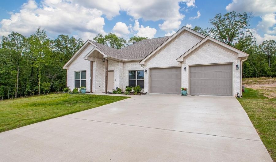 641 Lucy Ln, Alexander, AR 72002 - 3 Beds, 2 Bath