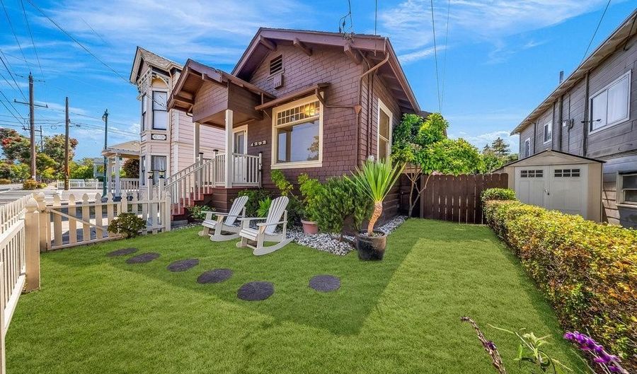 1252 Pearl St, Alameda, CA 94501 - 1 Beds, 3 Bath