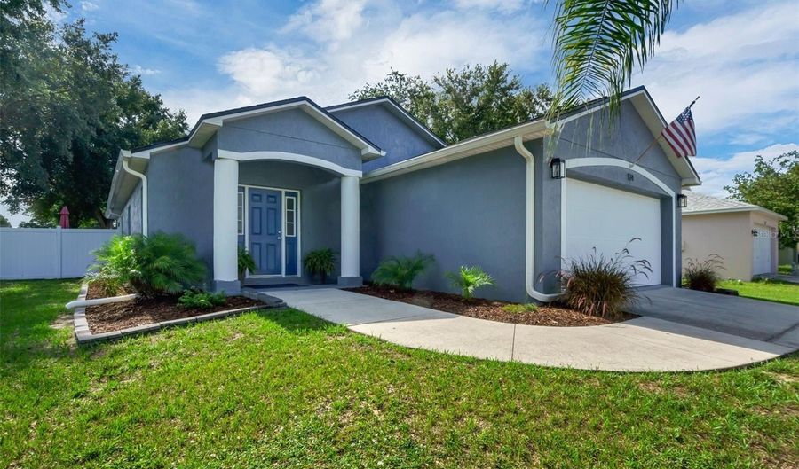 124 EAGLE POINT Blvd, Auburndale, FL 33823 - 3 Beds, 2 Bath