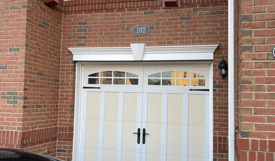 23255 MILLTOWN KNOLL Sq 102, Ashburn, VA 20148 - 2 Beds, 3 Bath