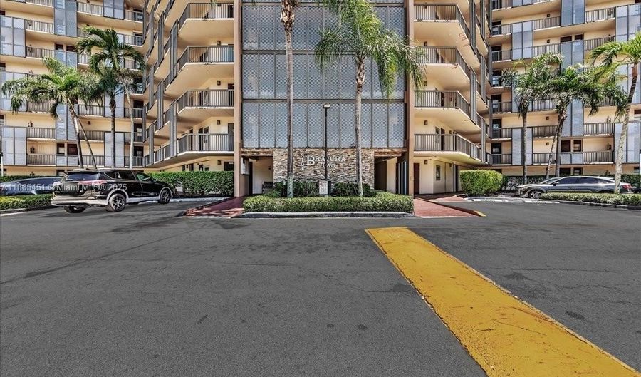 3101 N Country Club Dr 512, Aventura, FL 33180 - 2 Beds, 2 Bath