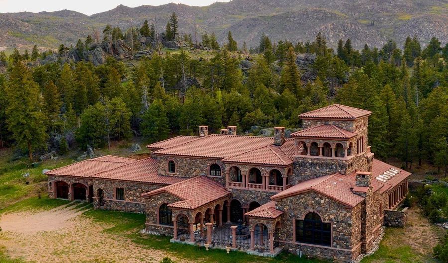 9200 Old Flowers Rd, Bellvue, CO 80512 - 5 Beds, 6 Bath