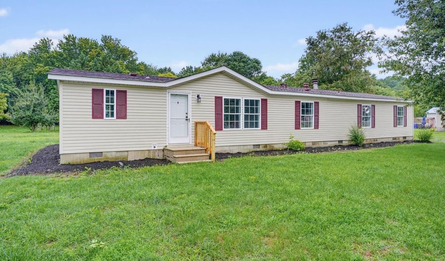 97 YOEMANS TALE Ln, Felton, DE 19943 - 4 Beds, 3 Bath