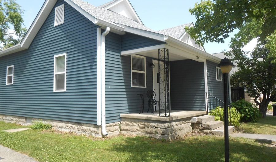 525 Q St, Bedford, IN 47421 - 3 Beds, 2 Bath