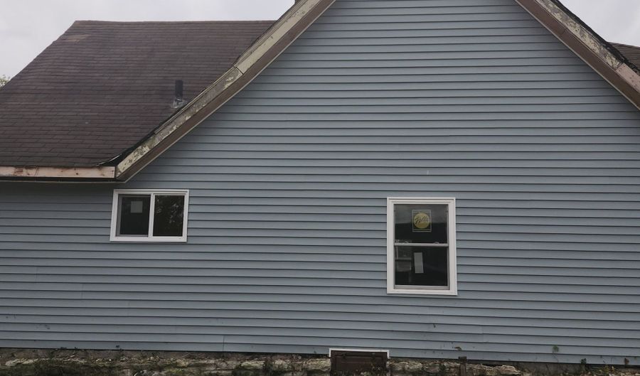 321 S Madison Ave, Anderson, IN 46016 - 3 Beds, 1 Bath