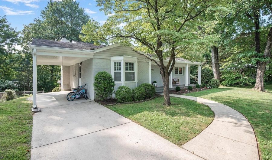 11313 ORLEANS Way, Kensington, MD 20895 - 4 Beds, 3 Bath