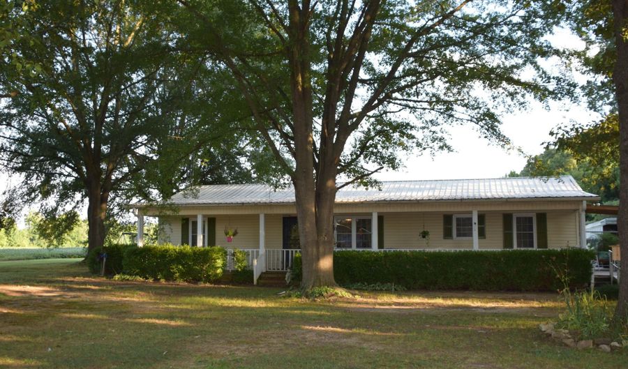 678 Farrow Rd, Bells, TN 38006 - 3 Beds, 2 Bath