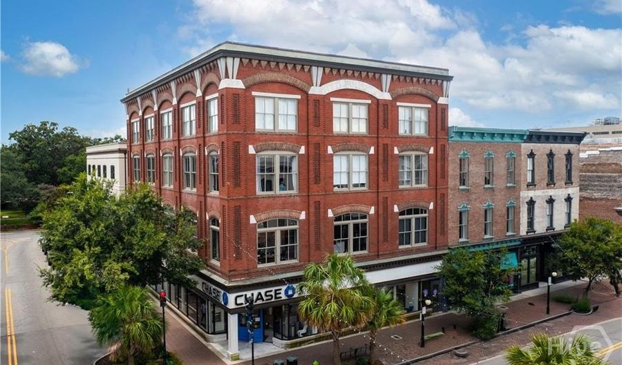 101 Barnard St 203, Savannah, GA 31401 - 2 Beds, 2 Bath