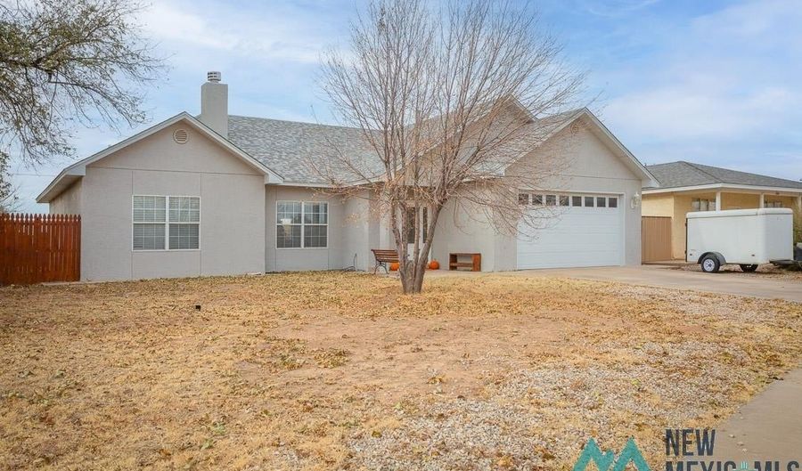 1702 S 21st St, Artesia, NM 88210 - 3 Beds, 2 Bath