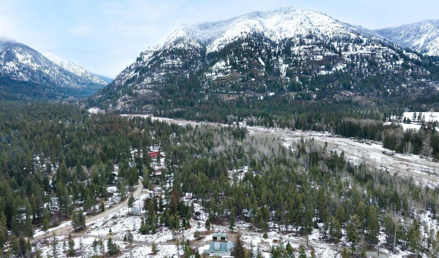582 Mountain View Rd, Clark Fork, ID 83811 - 2 Beds, 1 Bath