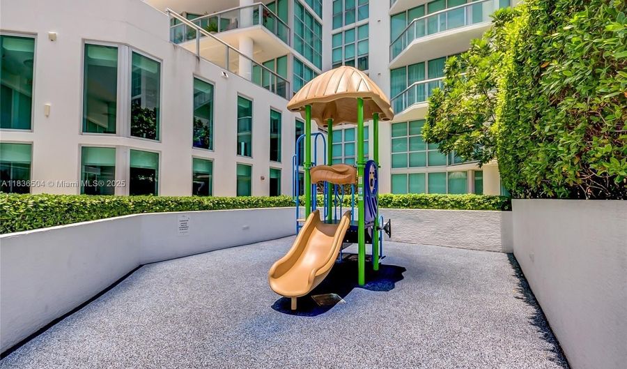 3131 NE 188th St 1-808, Aventura, FL 33180 - 3 Beds, 3 Bath