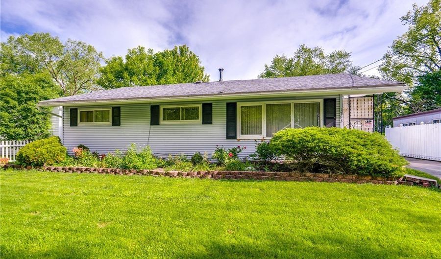 1793 Wakefield Dr, Akron, OH 44320 - 3 Beds, 1 Bath