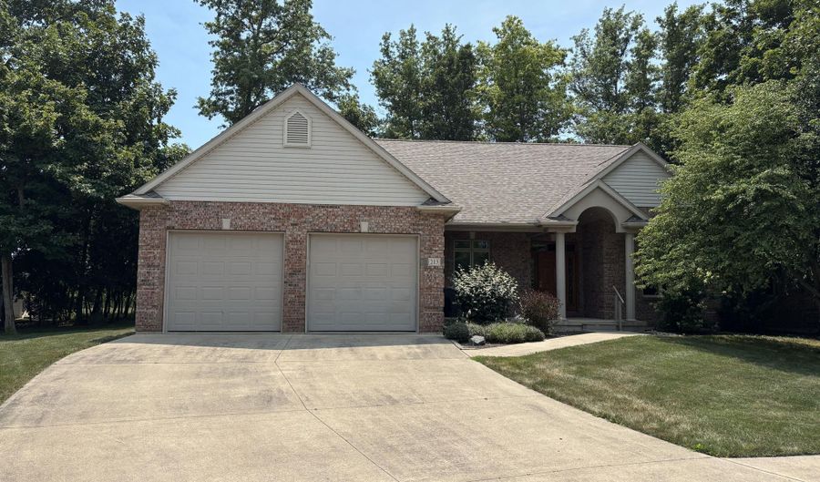 213 Peridot Dr, Anna, OH 45302 - 4 Beds, 3 Bath