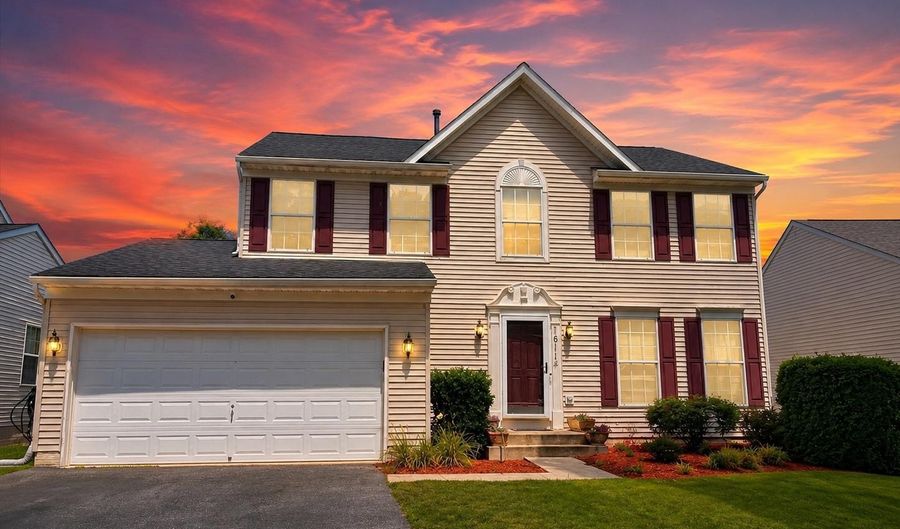 16114 ECKHART Rd, Bowie, MD 20716 - 4 Beds, 4 Bath