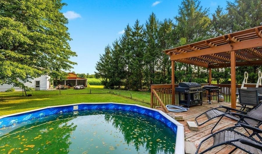 7043 W 200 N Rd, Andrews, IN 46702 - 3 Beds, 2 Bath
