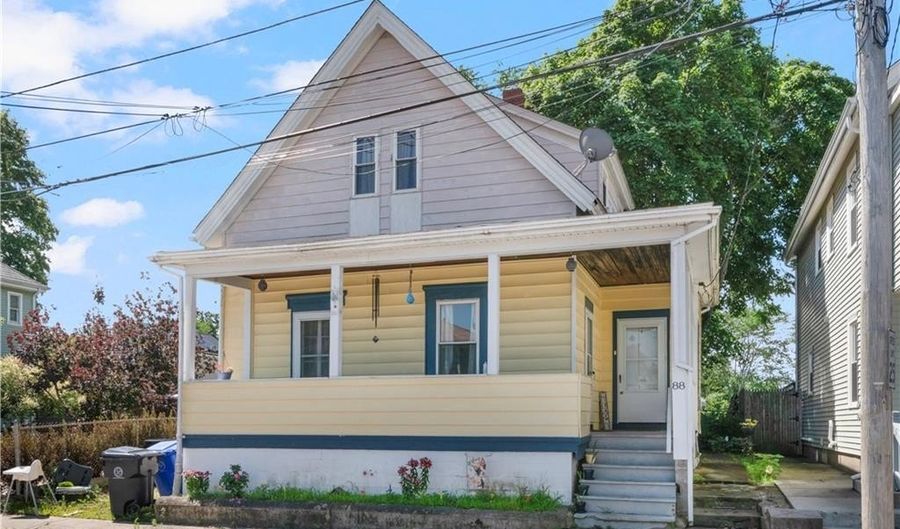88 Lincoln Ave, East Providence, RI 02915 - 4 Beds, 2 Bath