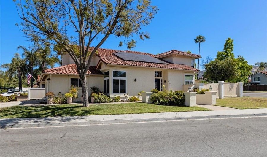2236 Brookwood Ct, Escondido, CA 92026 - 4 Beds, 3 Bath
