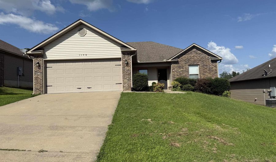 1148 Meadows Dr, Benton, AR 72019 - 3 Beds, 2 Bath