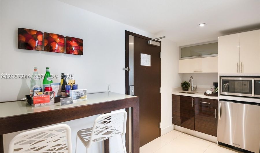 290 Bal Bay Dr 108, Bal Harbour, FL 33154 - 0 Beds, 1 Bath