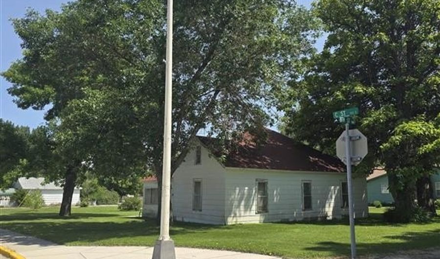 717 W C St, Basin, WY 82410 - 2 Beds, 1 Bath