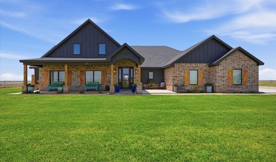 2129 FM 597, Abernathy, TX 79311 - 4 Beds, 4 Bath