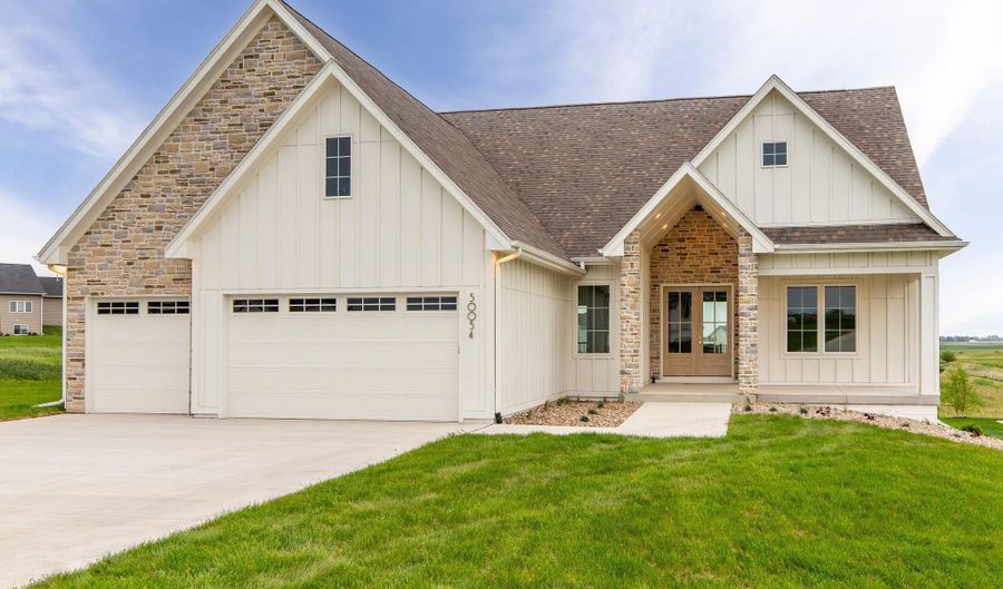 50054 Prairie Point Ct, Ames, IA 50014 - 5 Beds, 3 Bath