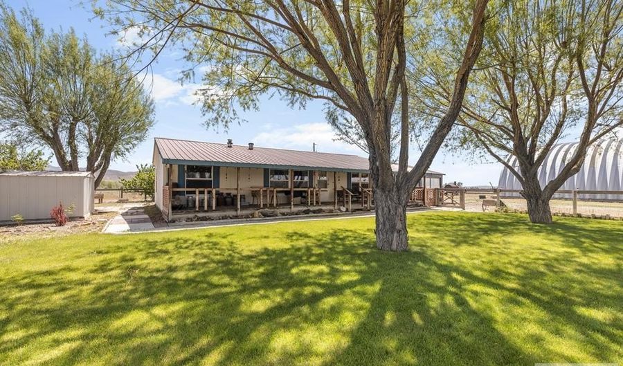 3137 W 2500 N, Arco, ID 83213 - 3 Beds, 2 Bath