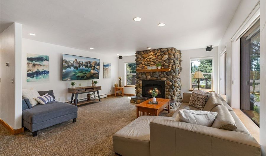 761 Eagle Dr, Incline Village, NV 89451 - 4 Beds, 3 Bath