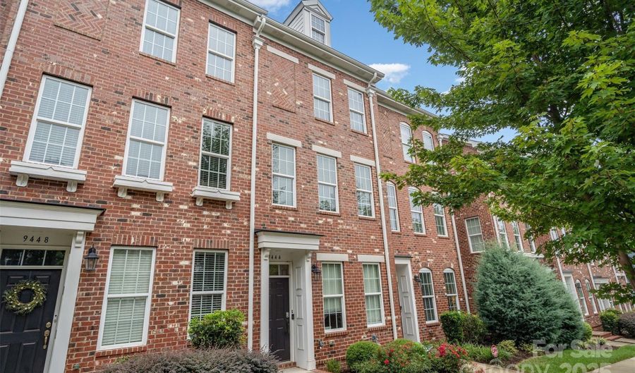 9444 Kings Parade Blvd, Charlotte, NC 28273 - 2 Beds, 3 Bath