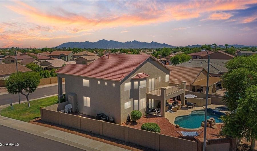 2930 N 127TH Ln, Avondale, AZ 85392 - 5 Beds, 3 Bath