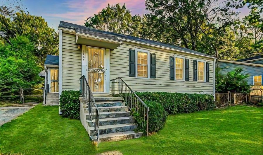 1383 Almont Dr SW, Atlanta, GA 30310 - 3 Beds, 2 Bath