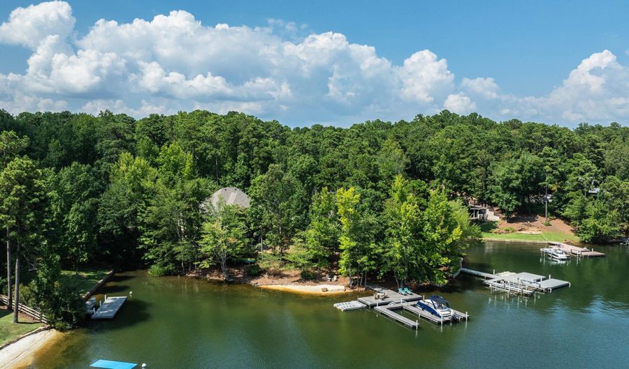1230 North Rdg, Alexander City, AL 35010 - 5 Beds, 5 Bath
