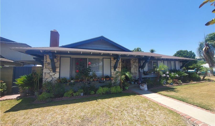 205 S Delano St 1, Anaheim, CA 92804 - 3 Beds, 2 Bath