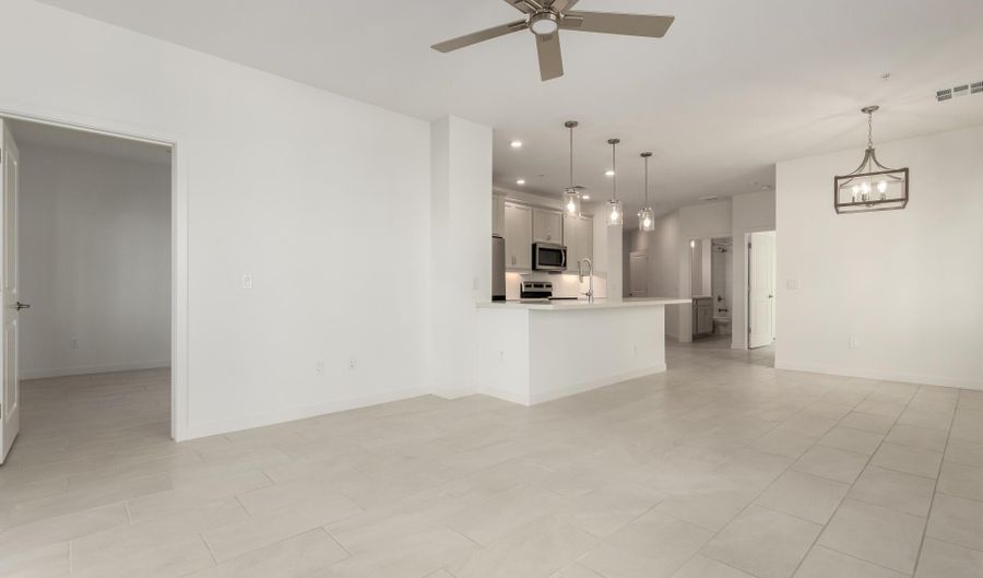 2511 W QUEEN CREEK Rd 159, Chandler, AZ 85248 - 2 Beds, 2 Bath